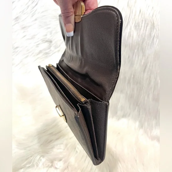 Authenticated Louis Vuitton Damier Ebene Sistina Long Wallet - Picture 14 of 16